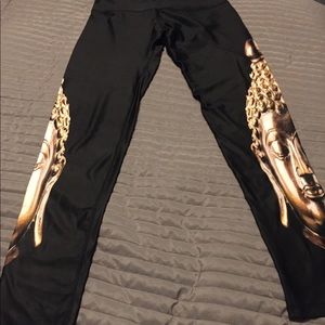 Noli Buddha leggings!